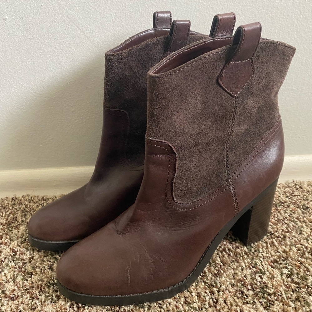 Lauren Ralph Lauren Boots Brown size 10B